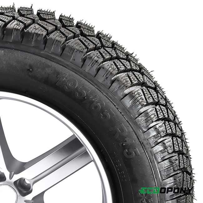 zima_195_65_R15_IVALO_bok_DSC0469.jpg